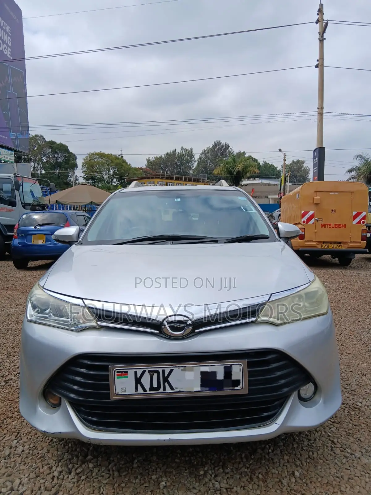 Toyota Corolla Fielder 2015 Silver