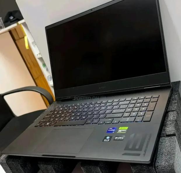 Laptop HP Omen 16 16GB Intel Core i9 SSD 1T - thumbnail 3