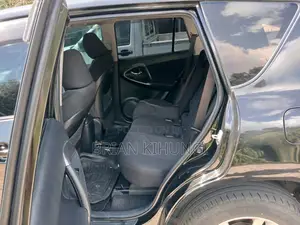 Toyota RAV4 2011 Black