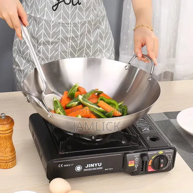 34cm Heavy Gauge Aluminum Wok Frying Pan –Hk