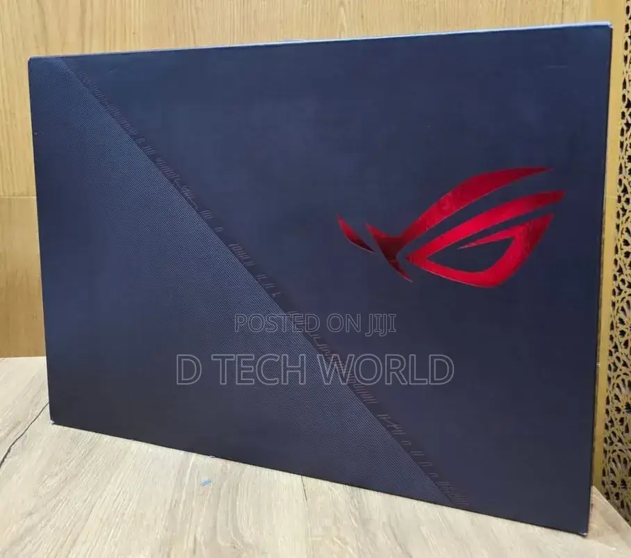 Laptop Asus ROG Zephyrus M15 GU502LU 16GB Intel Core i7 SSD 512GB