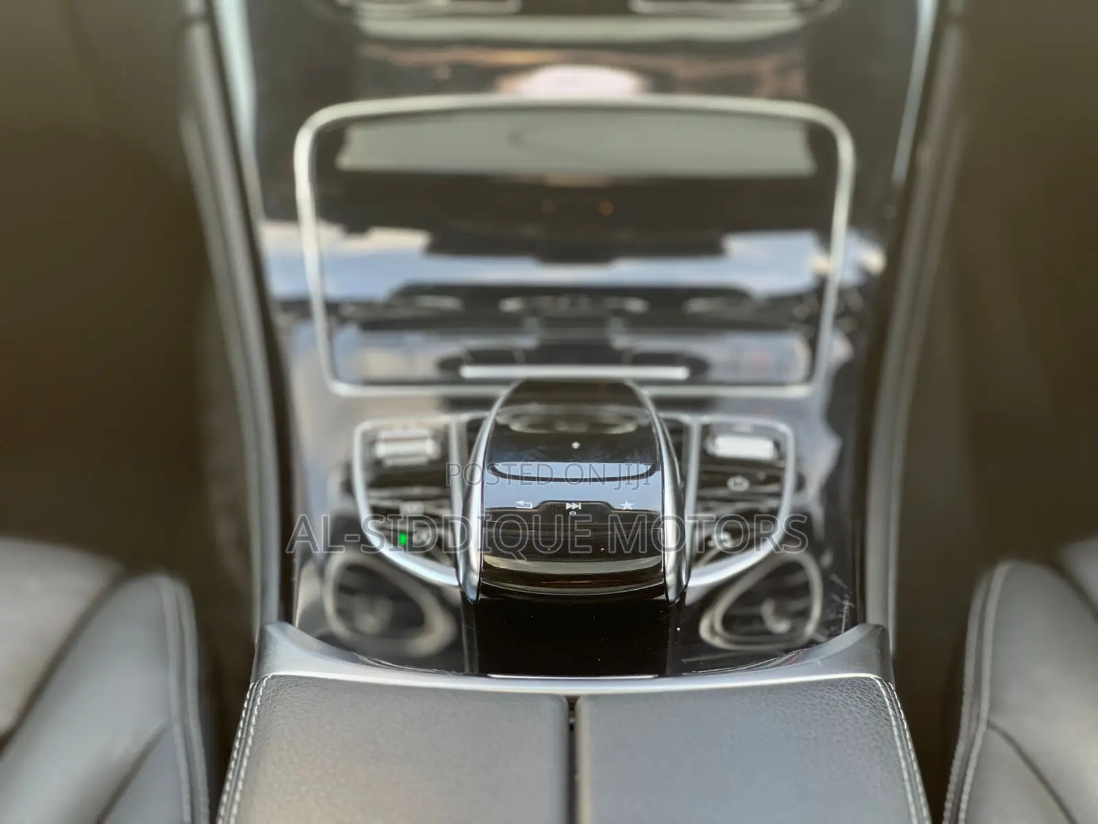 Mercedes-Benz GLC-Class 2019 Gray