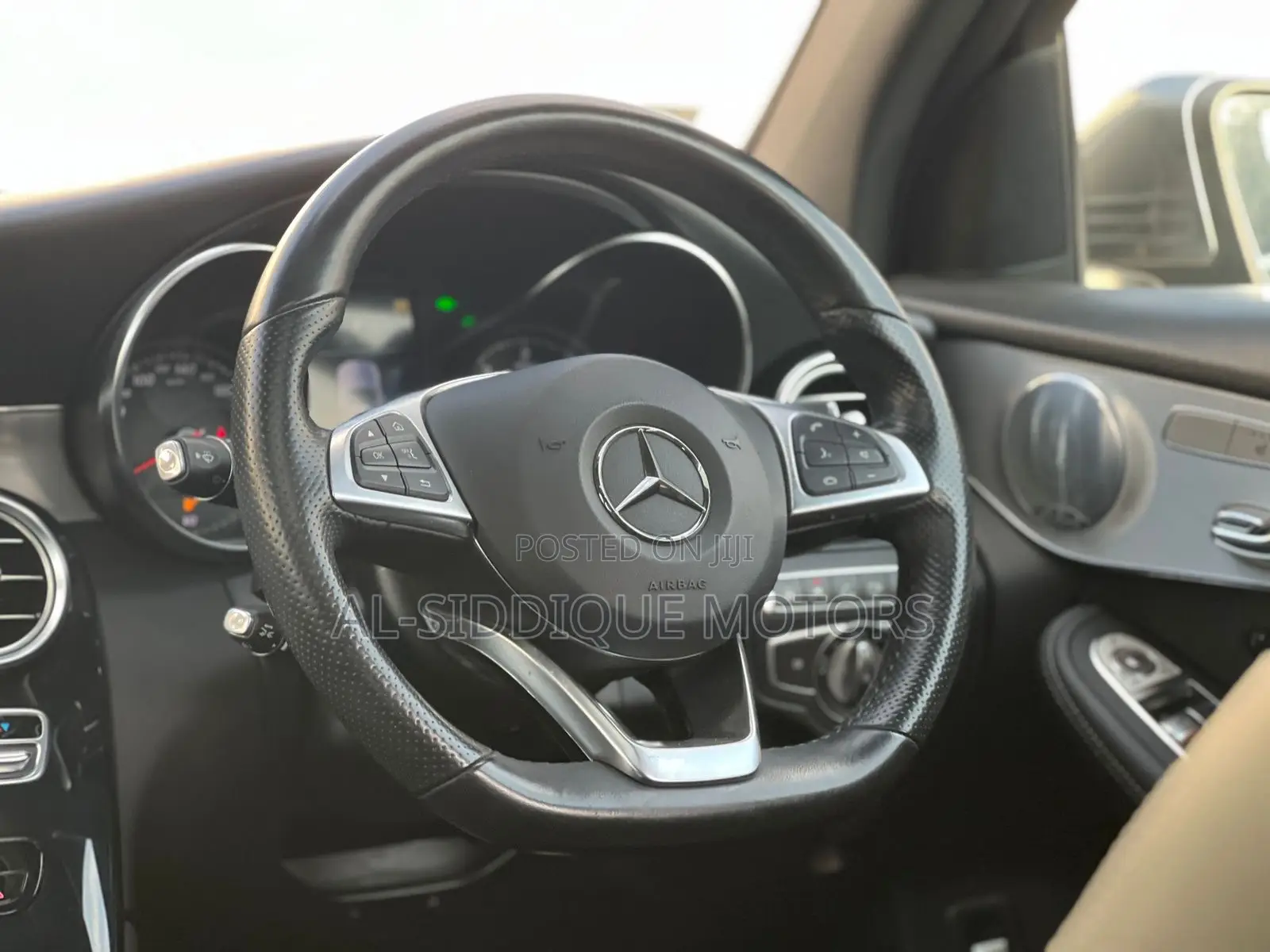 Mercedes-Benz GLC-Class 2019 Gray