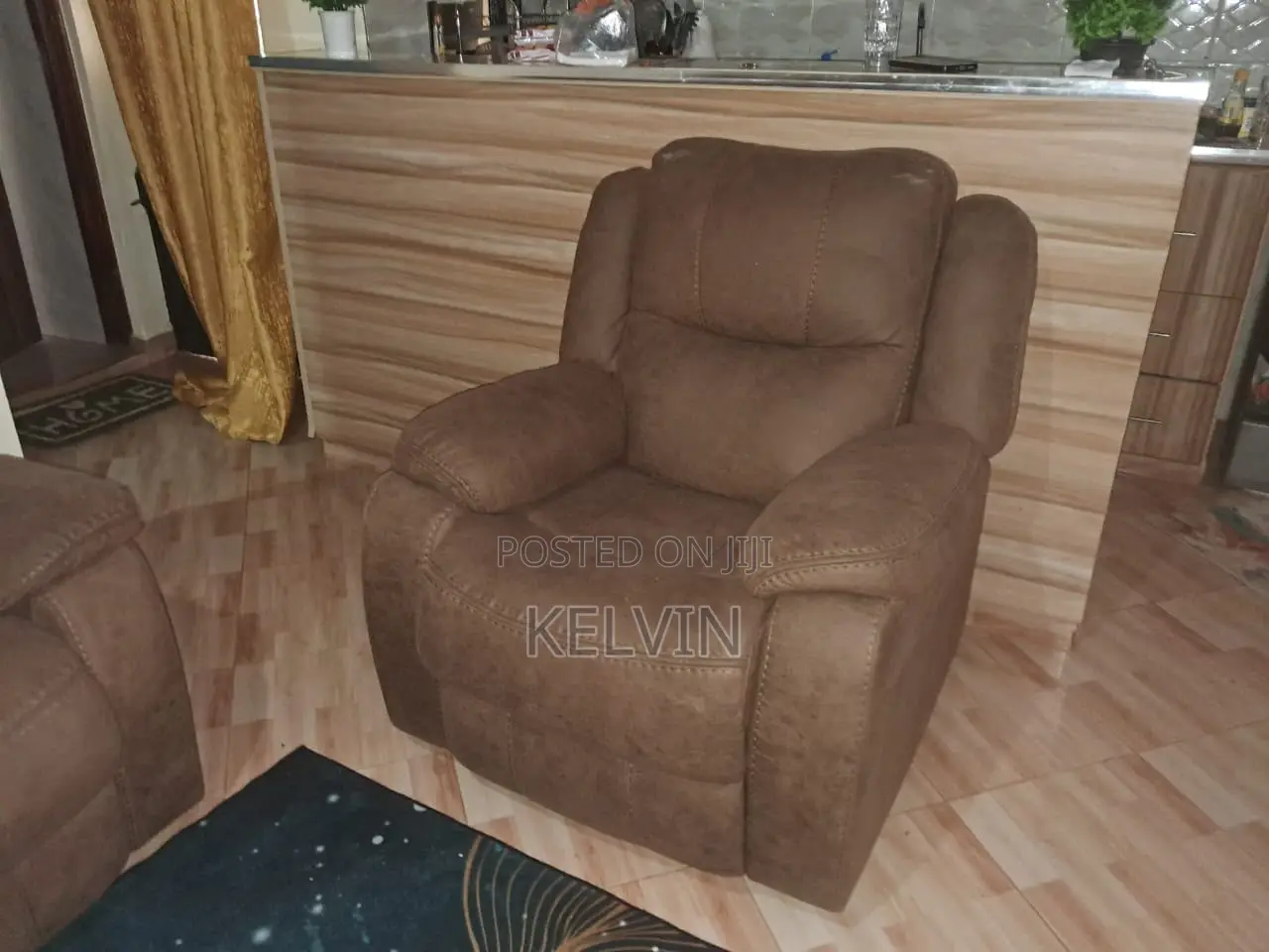 Luxury 6-Seater Recliner Sofa Set With Cup Holders