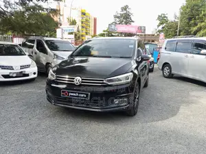 Volkswagen Touran 2017 Black