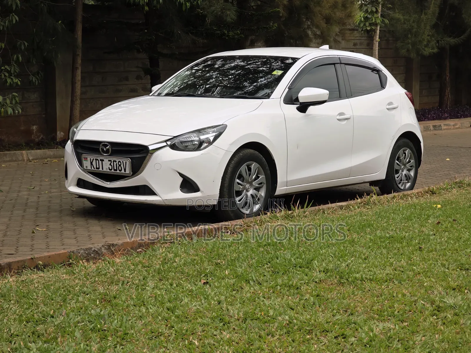 Mazda Demio 2018