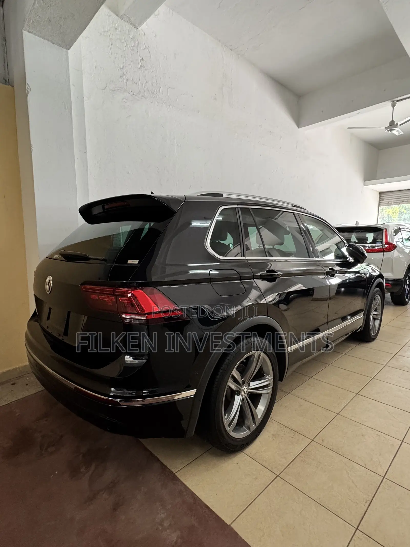 Volkswagen Tiguan 2019 Black