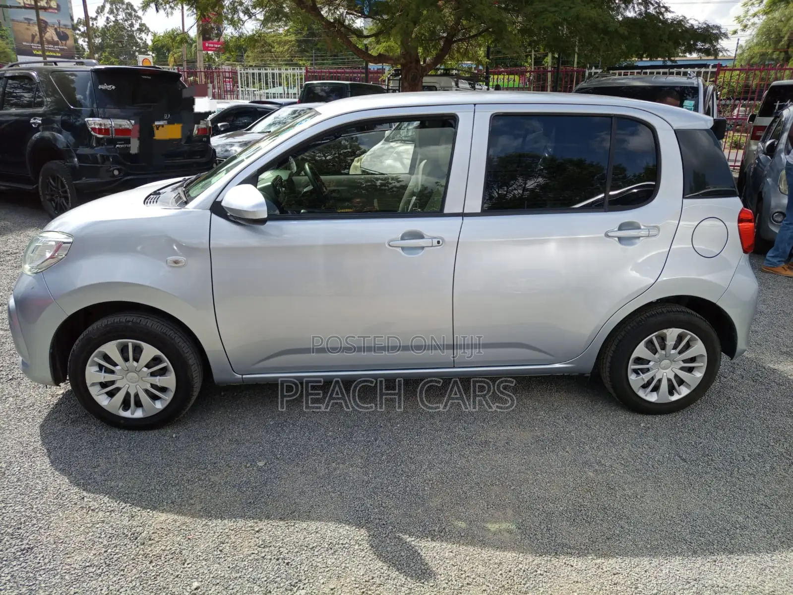 Daihatsu Boon 2018 Silver