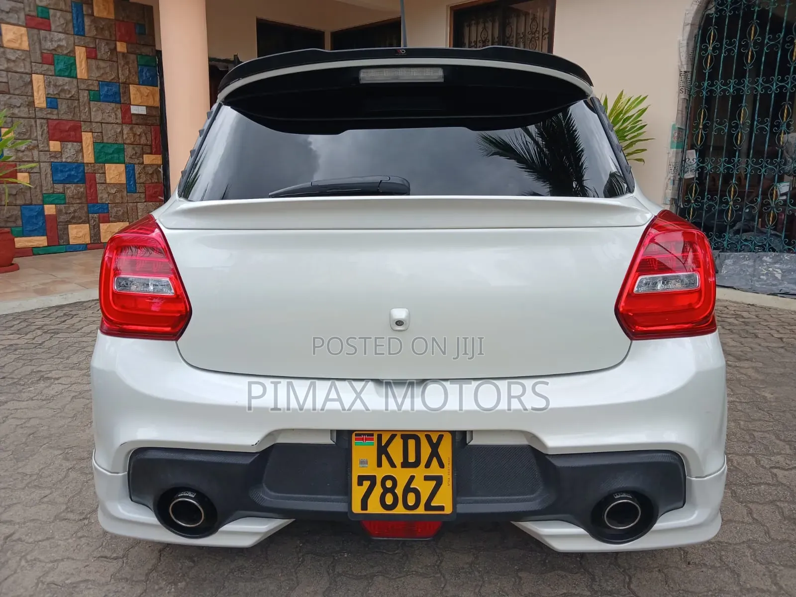 Suzuki Swift 2019 White
