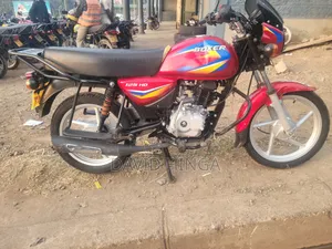 Bajaj Boxer 125 2025 Red