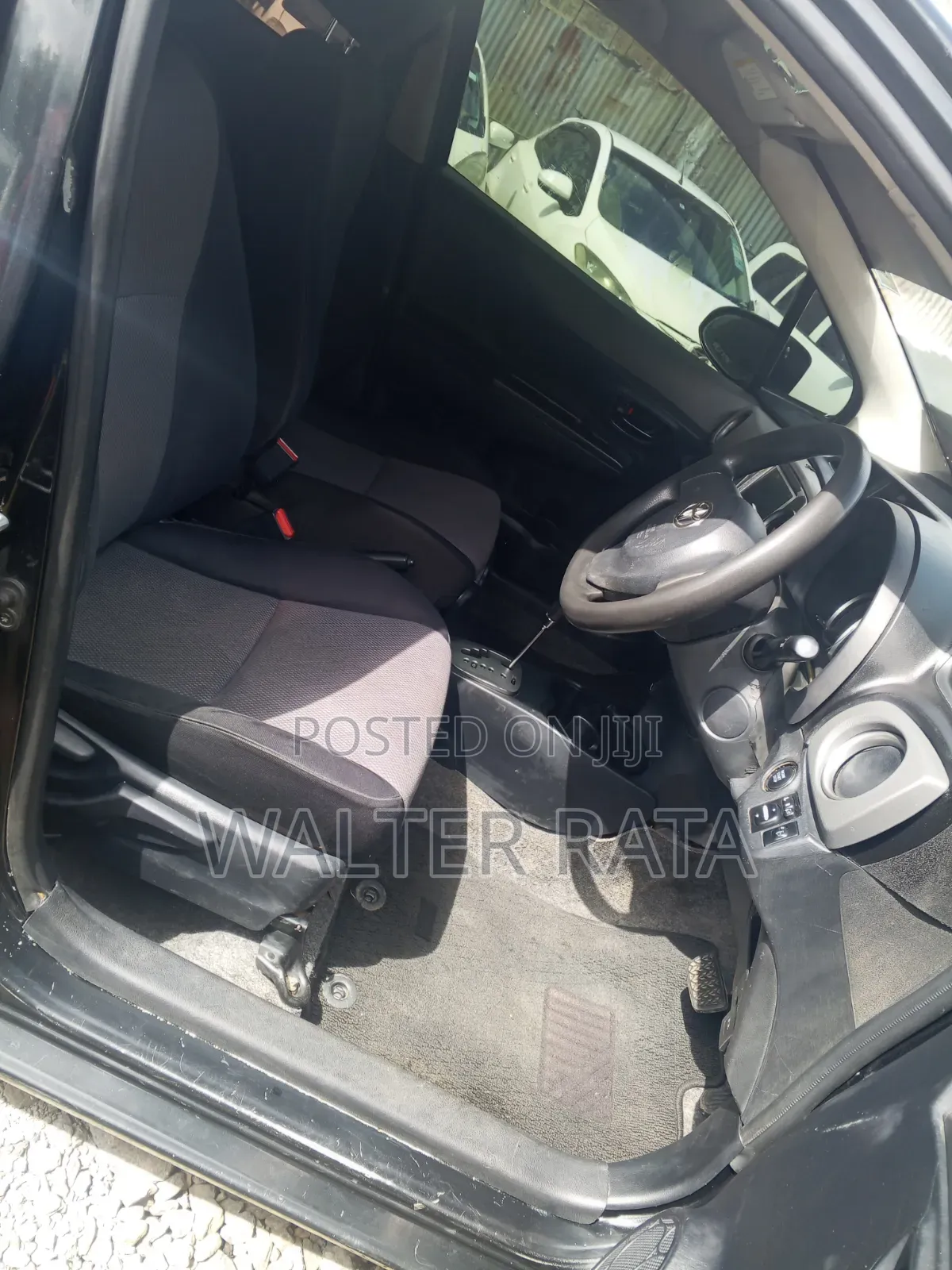 Toyota Vitz 2012 Black
