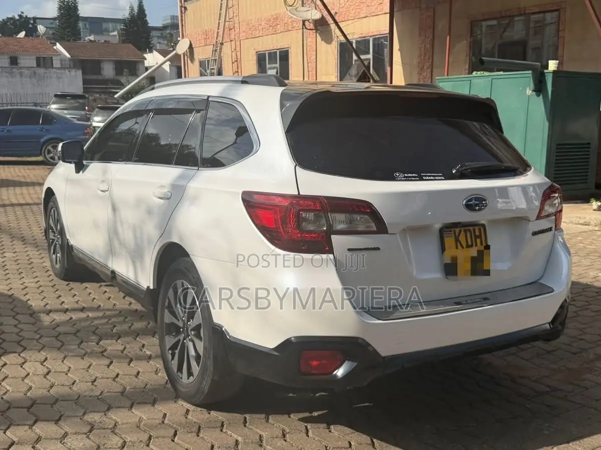 Subaru Outback 2016 White