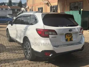 Subaru Outback 2016 White