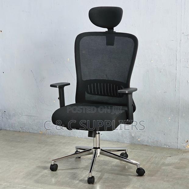 Ergonomic Swivel Conference Chair