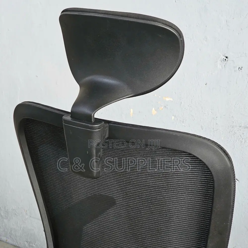 Ergonomic Swivel Conference Chair