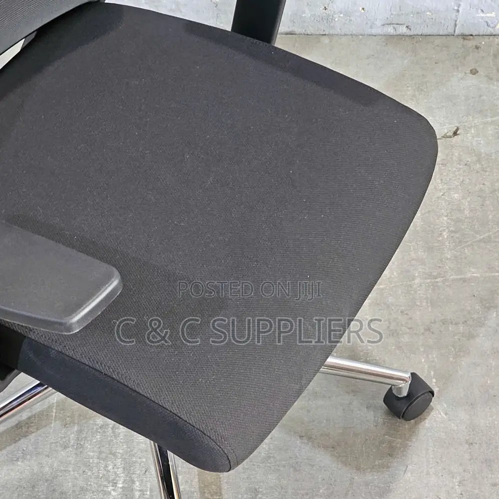 Ergonomic Swivel Conference Chair