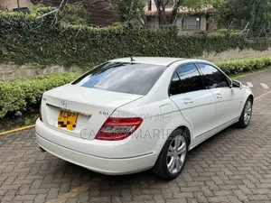 Mercedes-Benz C200 2010 White