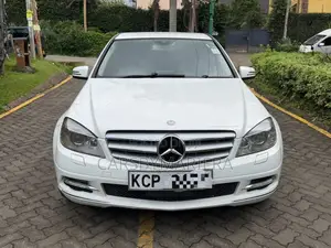Mercedes-Benz C200 2010 White