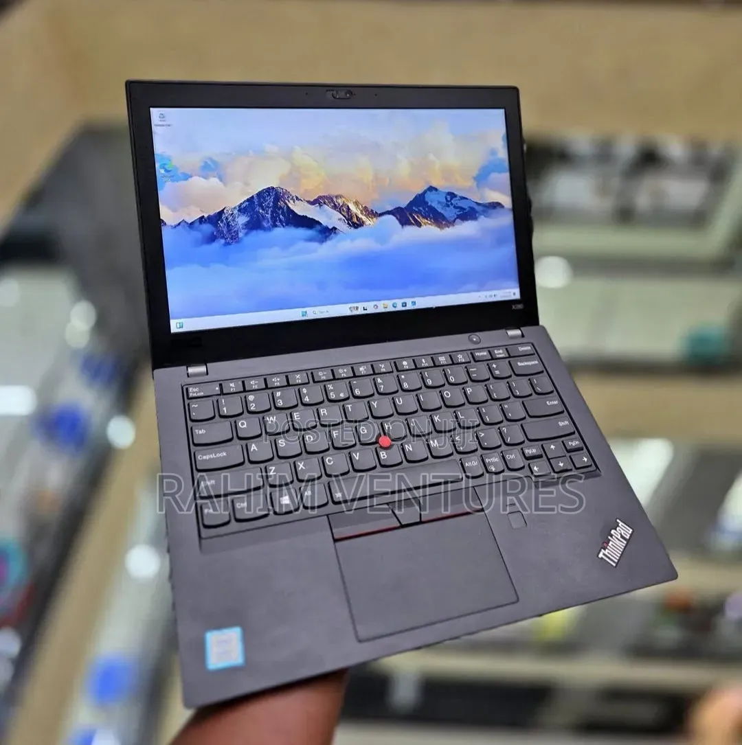 Laptop Lenovo ThinkPad X280 8GB Intel Core i7 SSD 256GB