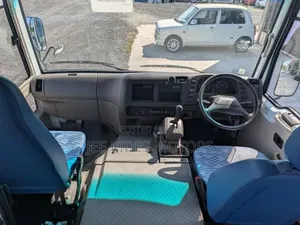 Mitsubishi Fuso Rosa 2019 White