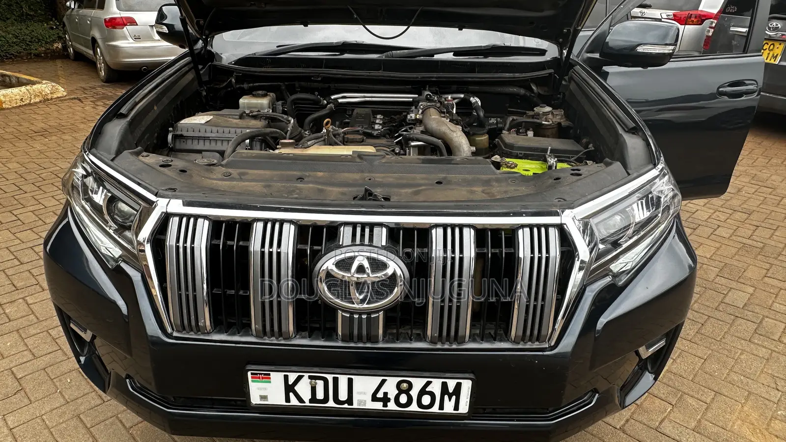 Toyota Land Cruiser Prado 2016 Black