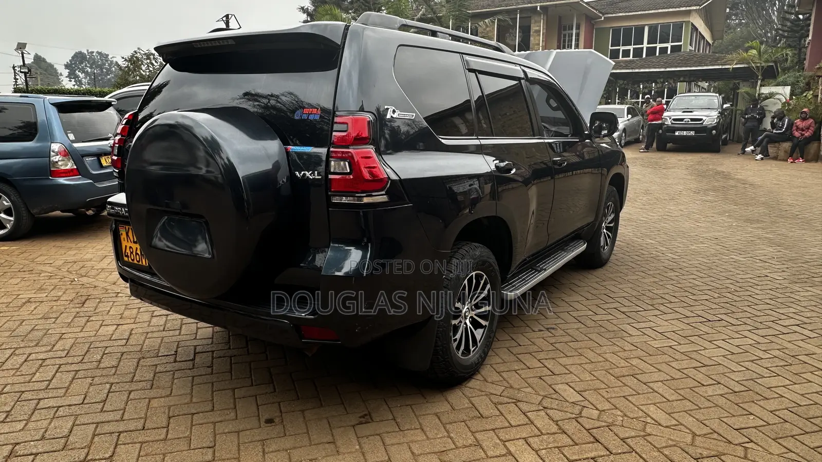 Toyota Land Cruiser Prado 2016 Black