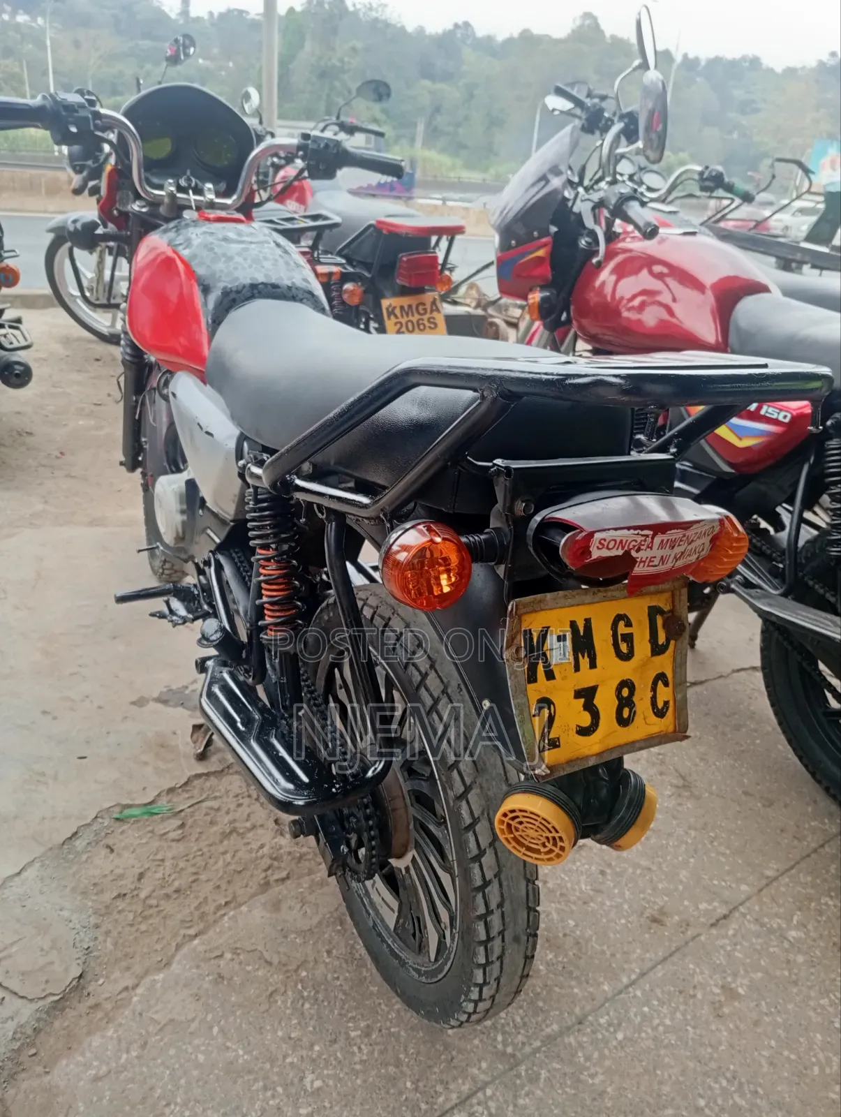 Bajaj Boxer 2022 Red