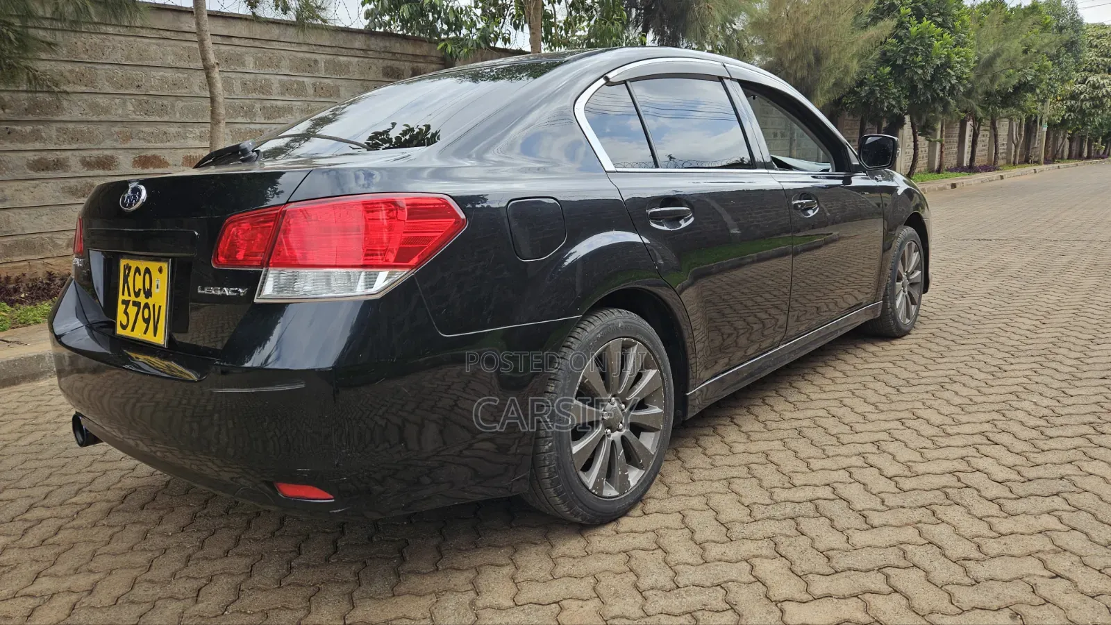 Subaru Legacy 2011 Black
