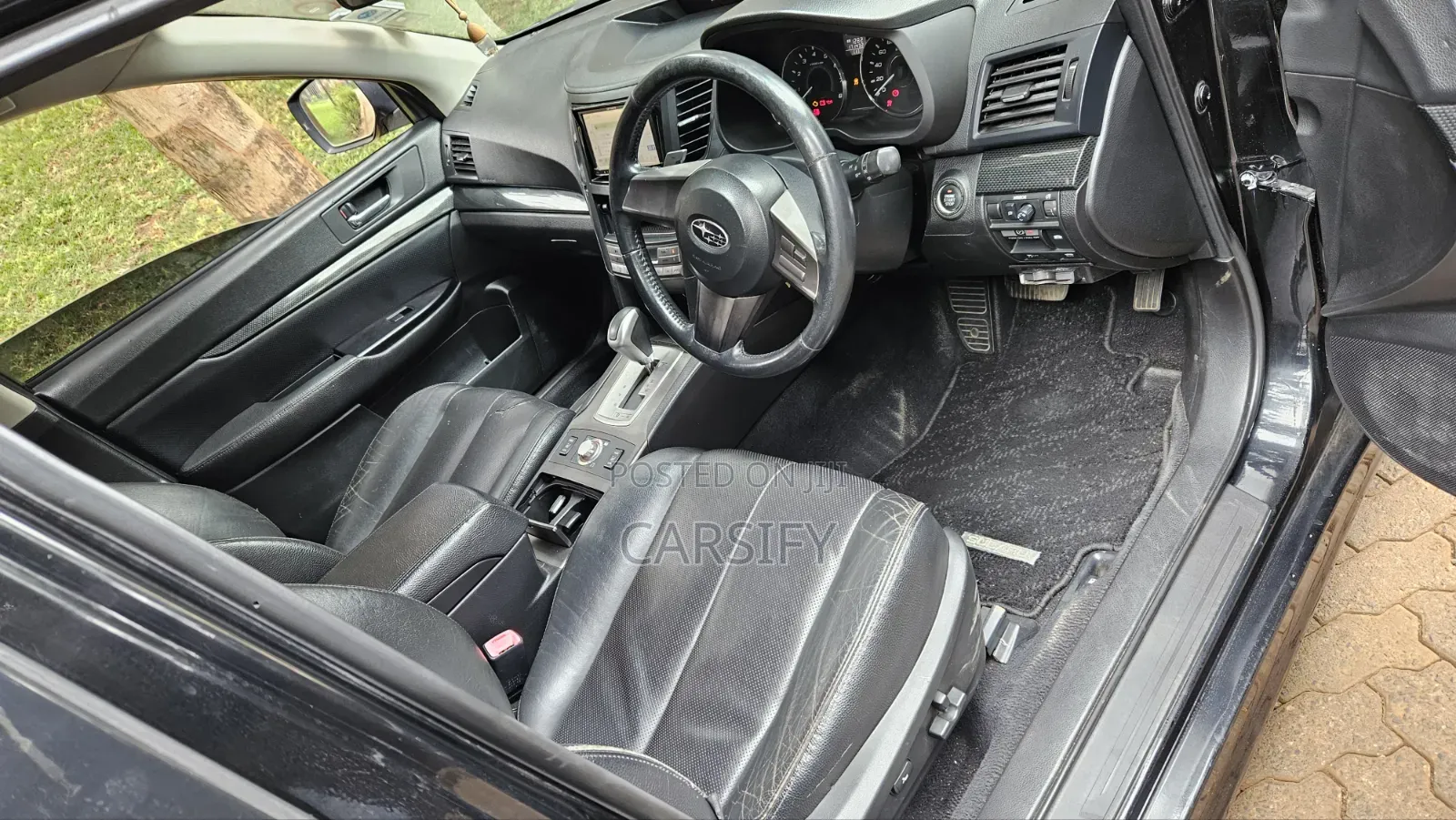 Subaru Legacy 2011 Black