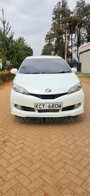 Toyota Wish 2012 White