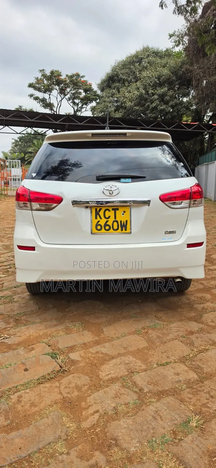 Toyota Wish 2012 White