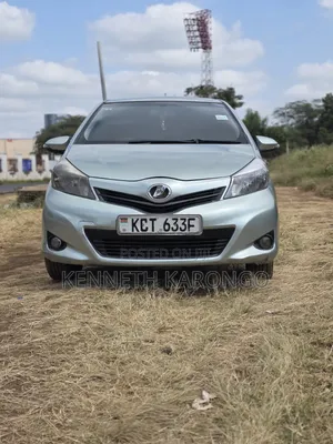 Toyota Vitz 2011 Green