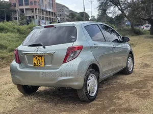Toyota Vitz 2011 Green