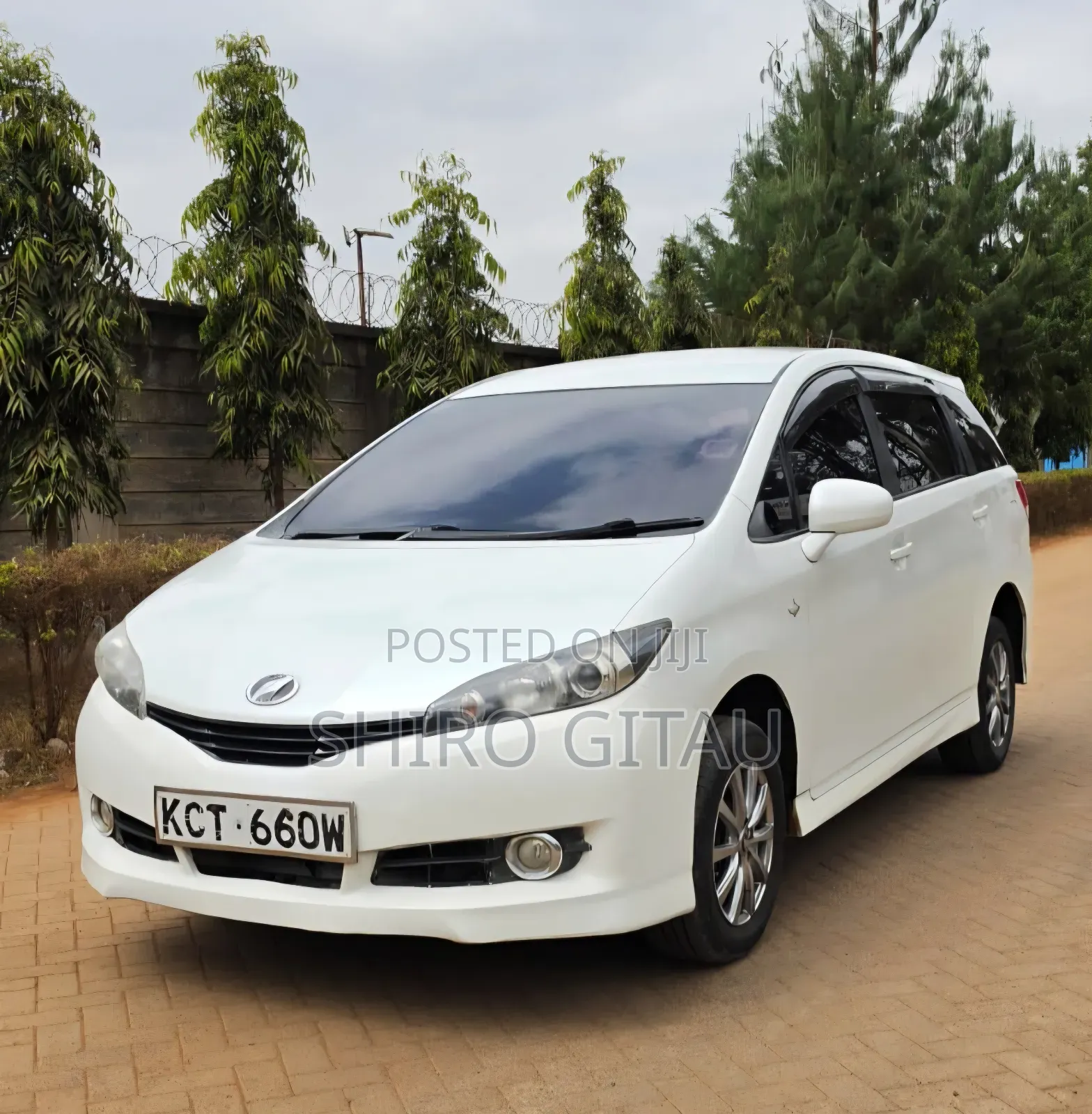 Toyota Wish 2012 White