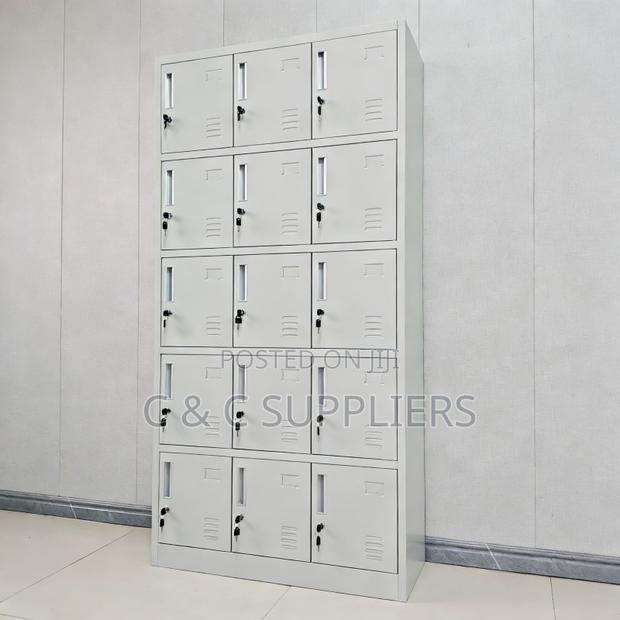 15 Door's White Gym Locker Cabinet