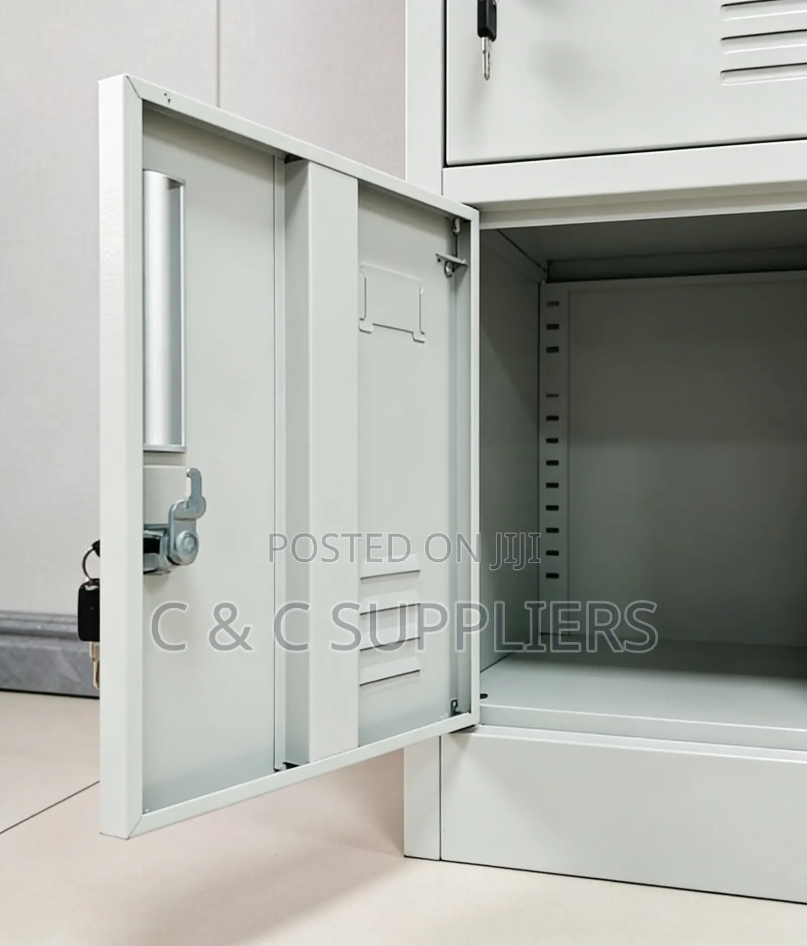 15 Door's White Gym Locker Cabinet
