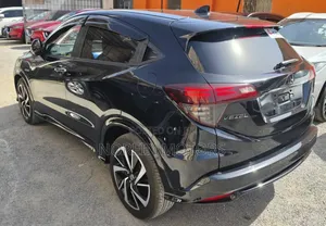 Honda Vezel 2019 Black