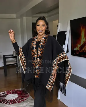 Ladies Warm Trendy Poncho Wraps
