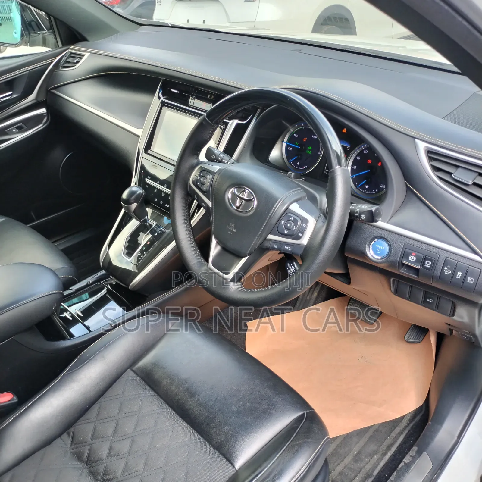 Toyota Harrier 2019 White