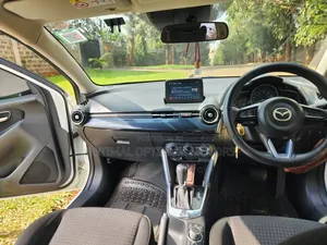 Mazda Demio 2017 White