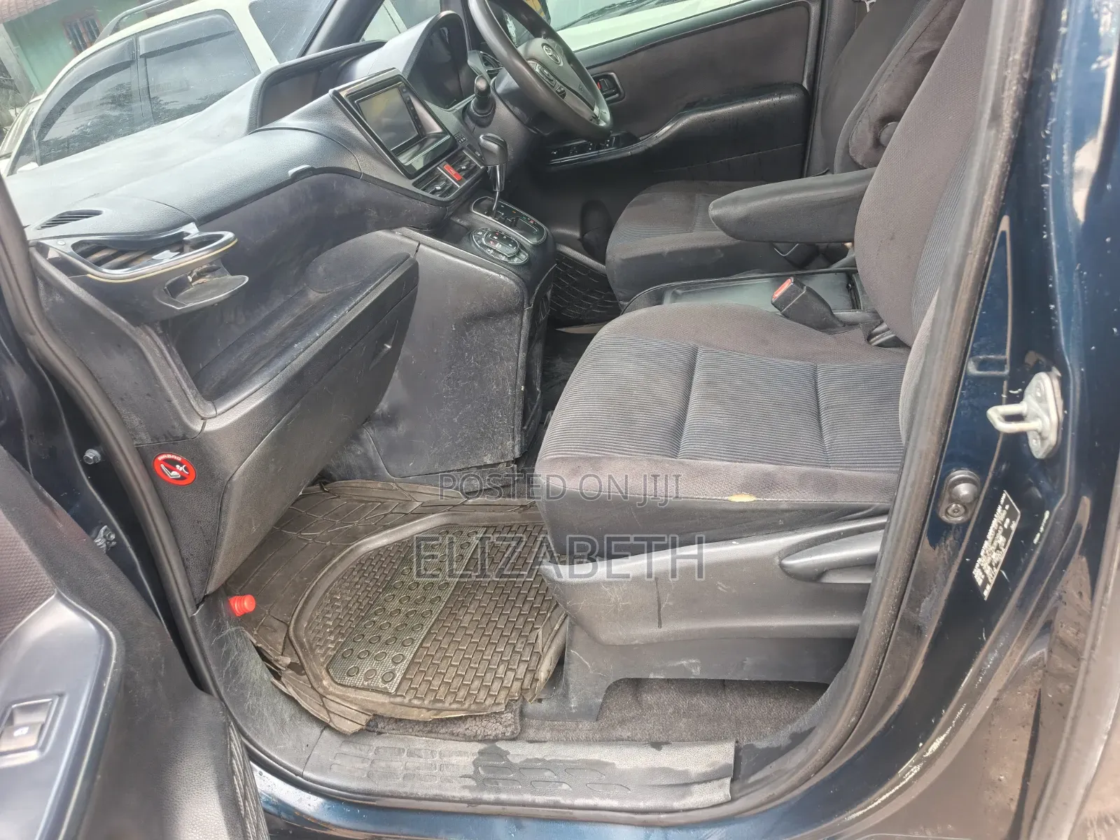 Toyota Voxy SV Premium 2014 Black