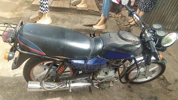 Bajaj Boxer 100 2016 Blue