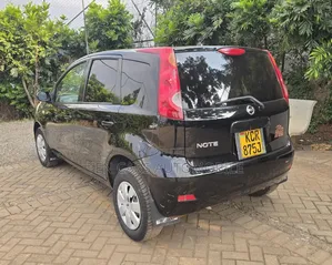 Nissan Note 2010 Black
