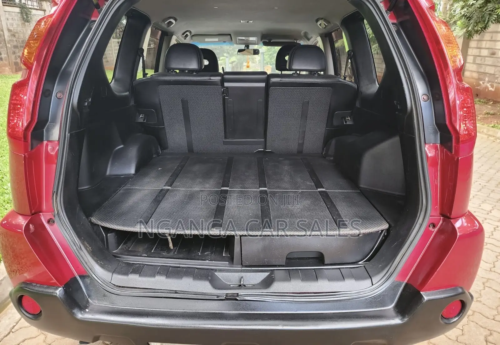 Nissan X-Trail 2009 Red