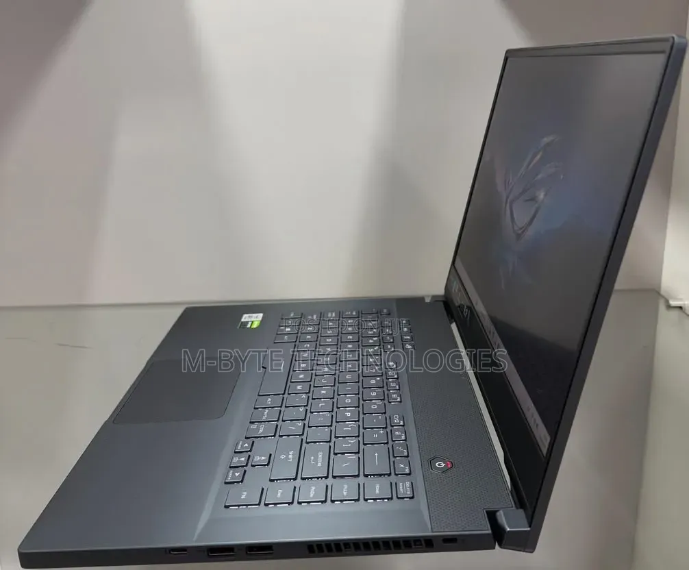 Laptop Asus ROG Zephyrus M15 GU502LU 16GB Intel Core i7 SSD 512GB