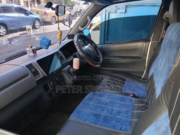 Toyota HiAce 2014 Silver - thumbnail 6