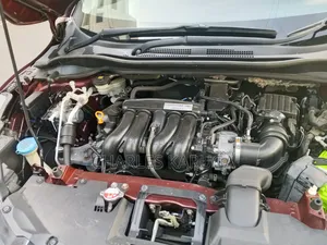 Honda Vezel 2014 Maroon
