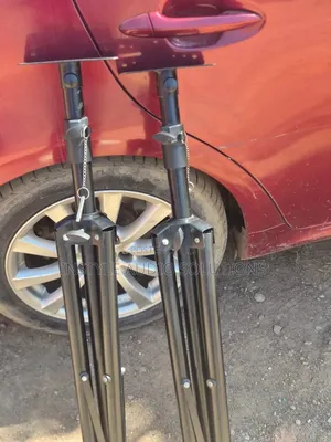 Adjustable Black Metallic Top Quality Speaker Stands
