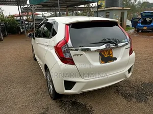 Honda Fit 2016 White