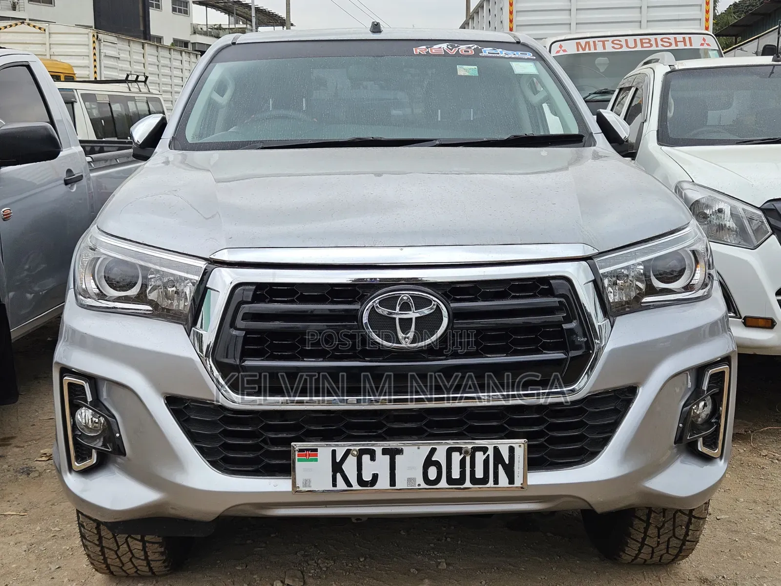 Toyota Hilux 2018 Gray